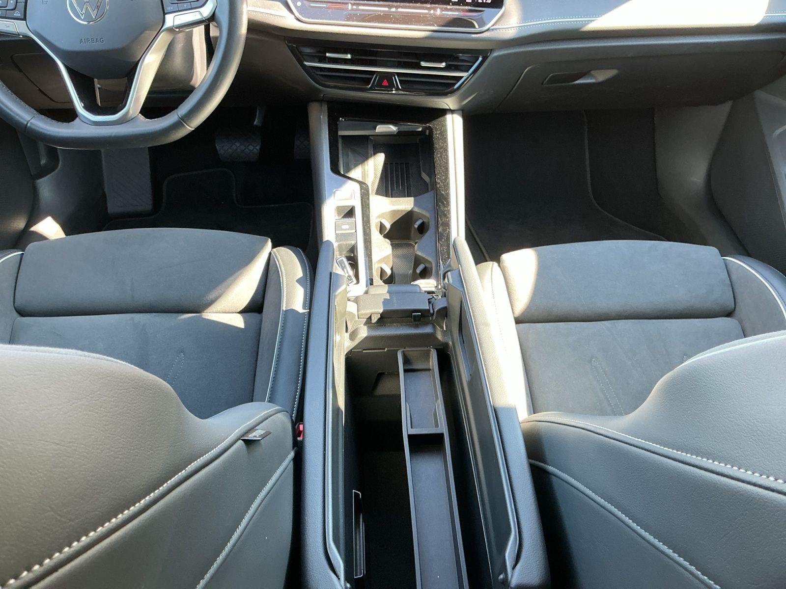 Volkswagen Passat Elegance 2.0 TDI DSG Head-Up Keyless AHK 