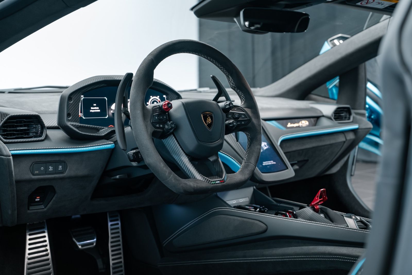 Fahrzeugabbildung Lamborghini Revuelto V12/STOCK/ STYLE PACK/PASS. DISPLAY