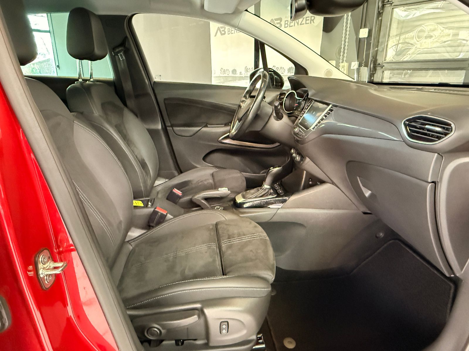 Fahrzeugabbildung Opel CrosslandX Ultimate/HEAD-UP/KAMERA/LEDER/LED/AUT
