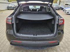 Fahrzeugabbildung Model Y Maximale Reichweite Dual AWD Long Range