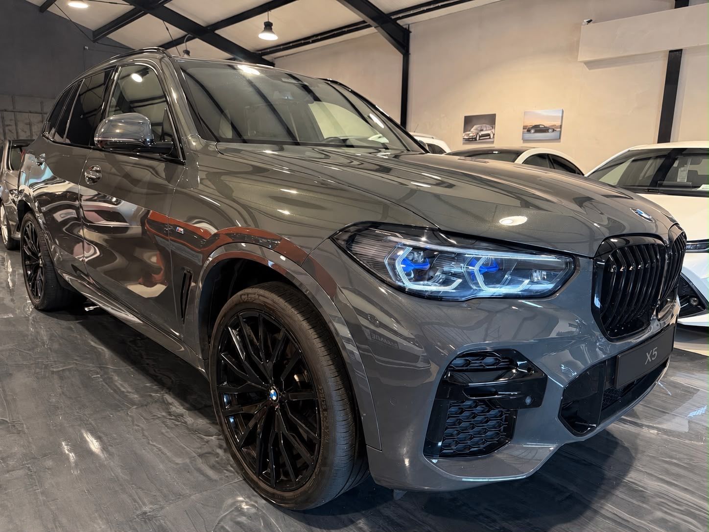 BMW X5 40d M Paket/Pano/Individual/22Zoll/Soft-Close imagem 3