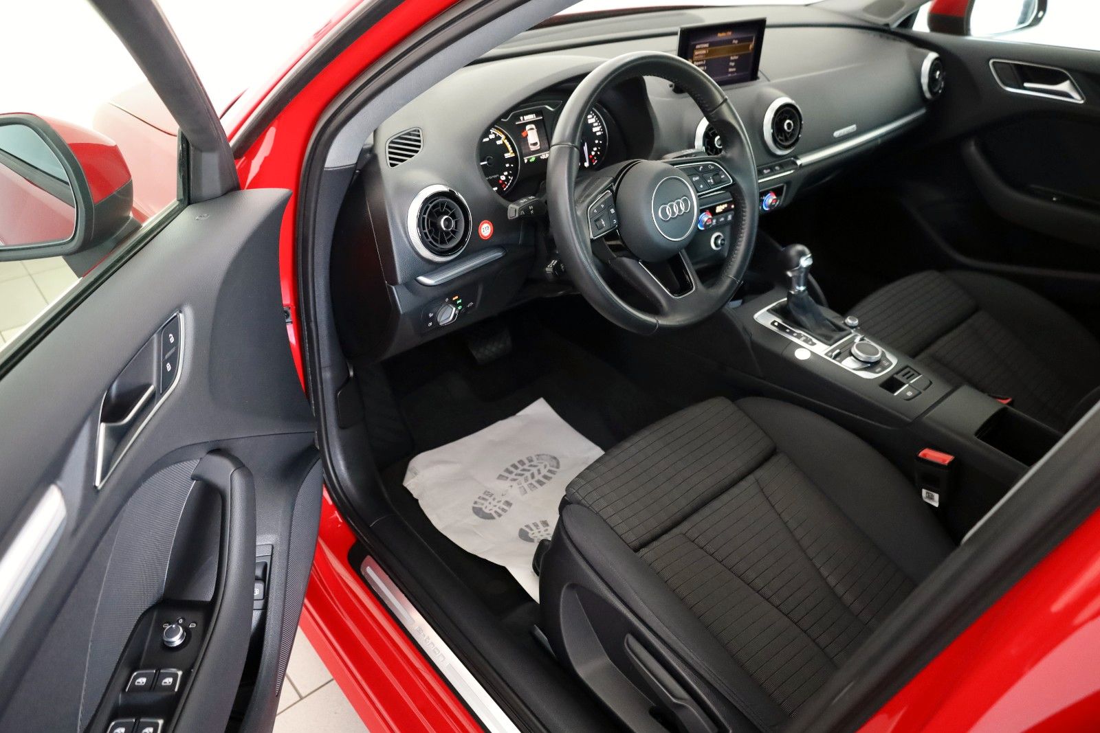 Fahrzeugabbildung Audi A3 Sportback e-tron sport,SH,Kamera,Sportsitze