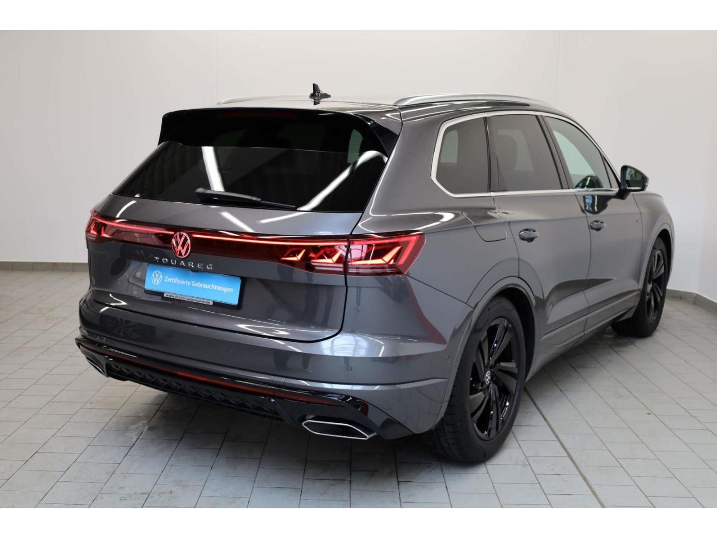 Volkswagen Touareg 3.0 TDI V6 4Mot. R-Line Tip Luftf./Leder