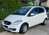 Mercedes-Benz A 160 ELEGANCE BlueEFFICIENCY ELEGANCE - Mercedes-Benz A 160: Blueefficiency