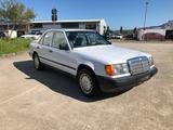 Mercedes-Benz Mercedes 124 E300 Klima Aut. Top Zustand - Mercedes-Benz 300 aus 1987: 300e