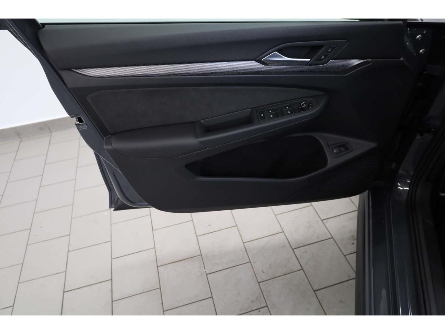 Volkswagen Golf 1.5 eHybrid GTE Black Style DSG RFK/AHK, миниатюра 14