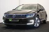 Volkswagen Passat Variant GTE LED+MASSAGE+AHKPL+NAVI - mit Hybrid-Antrieb: Schwarz, Kombi