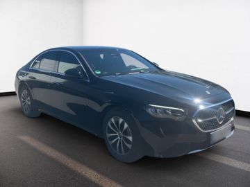 Mercedes E 200 - 6