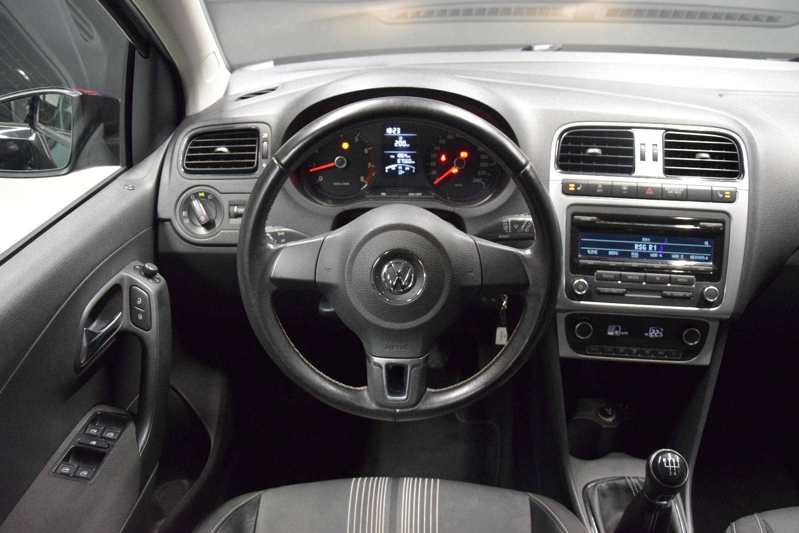 Fahrzeugabbildung Volkswagen Polo V Match Sitzheizung Climatronic PDC