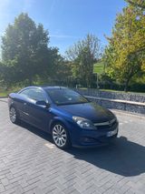 Opel Astra 1.9 CDTI Cosmo 110kW Cosmo - Opel Astra aus 2006 mit Diesel-Antrieb