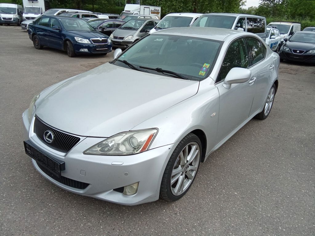 Lexus Is 220
