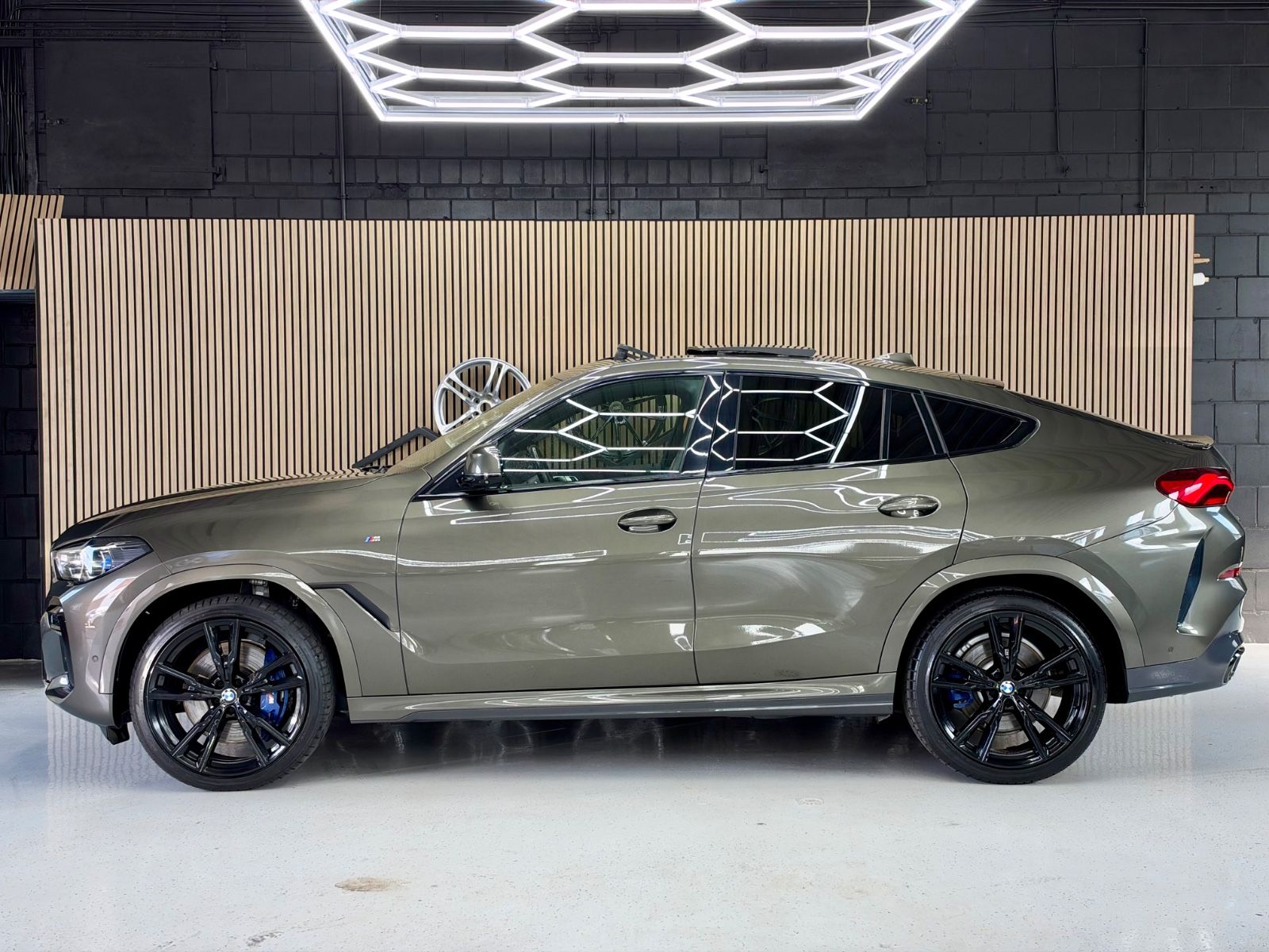 BMW X6 M50 i Head-Up Pano Standhzg. AHK B&W Laser foto 4