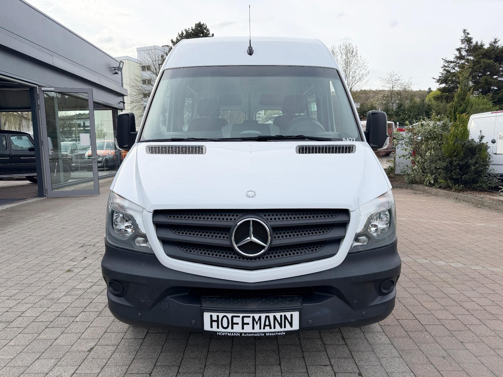Mercedes-Benz Sprinter 313CDI Bus 9-Sitze L2H2 RWD Schwingsitz