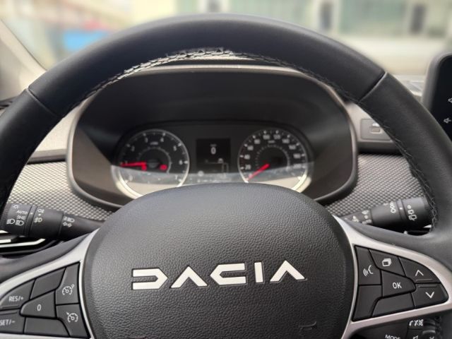 Fahrzeugabbildung Dacia Sandero III Expression +KLIMA+DAB+CARPLAY+PDC+UV