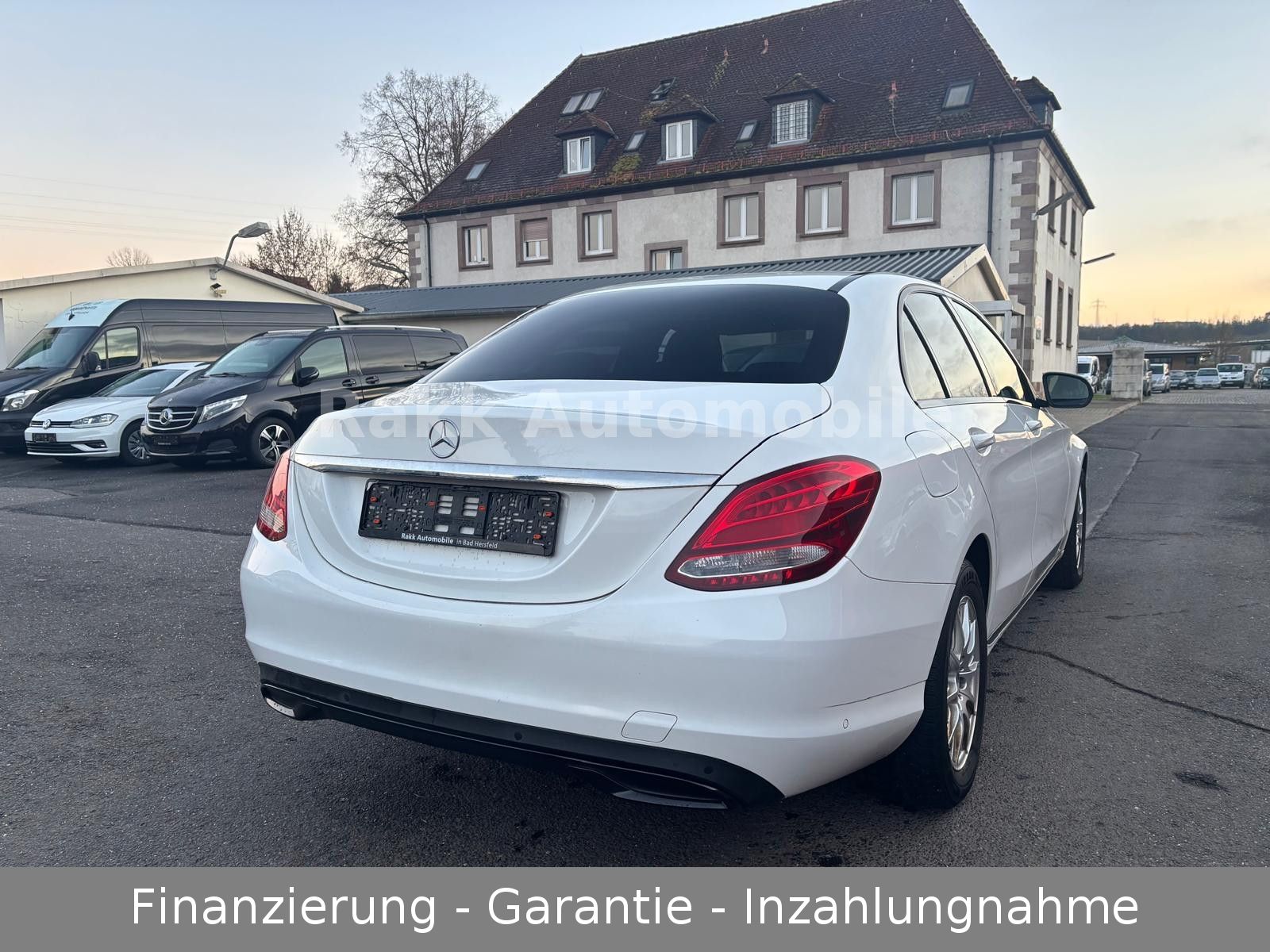 Fahrzeugabbildung Mercedes-Benz C 180 d Limo 9G-TR. Avantgarde Night-APPS-PDC-