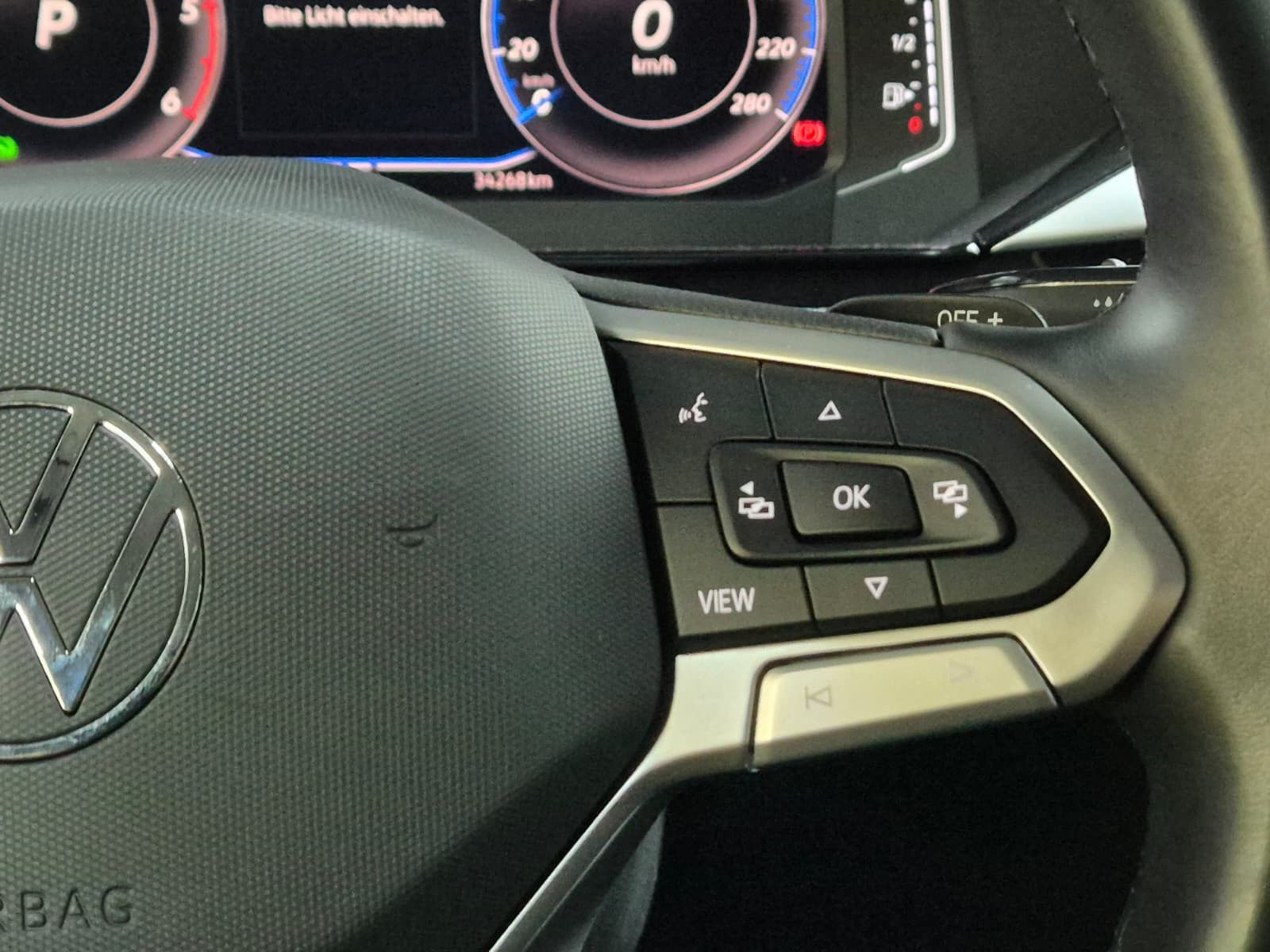 Fahrzeugabbildung Volkswagen Arteon 2.0 TDI DSG >VIRTU+NAVI+SHZ+LED+PDC+ACC+