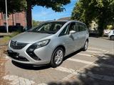 Opel zafira Tourer c Automatik - Opel Zafira Tourer in Düsseldorf
