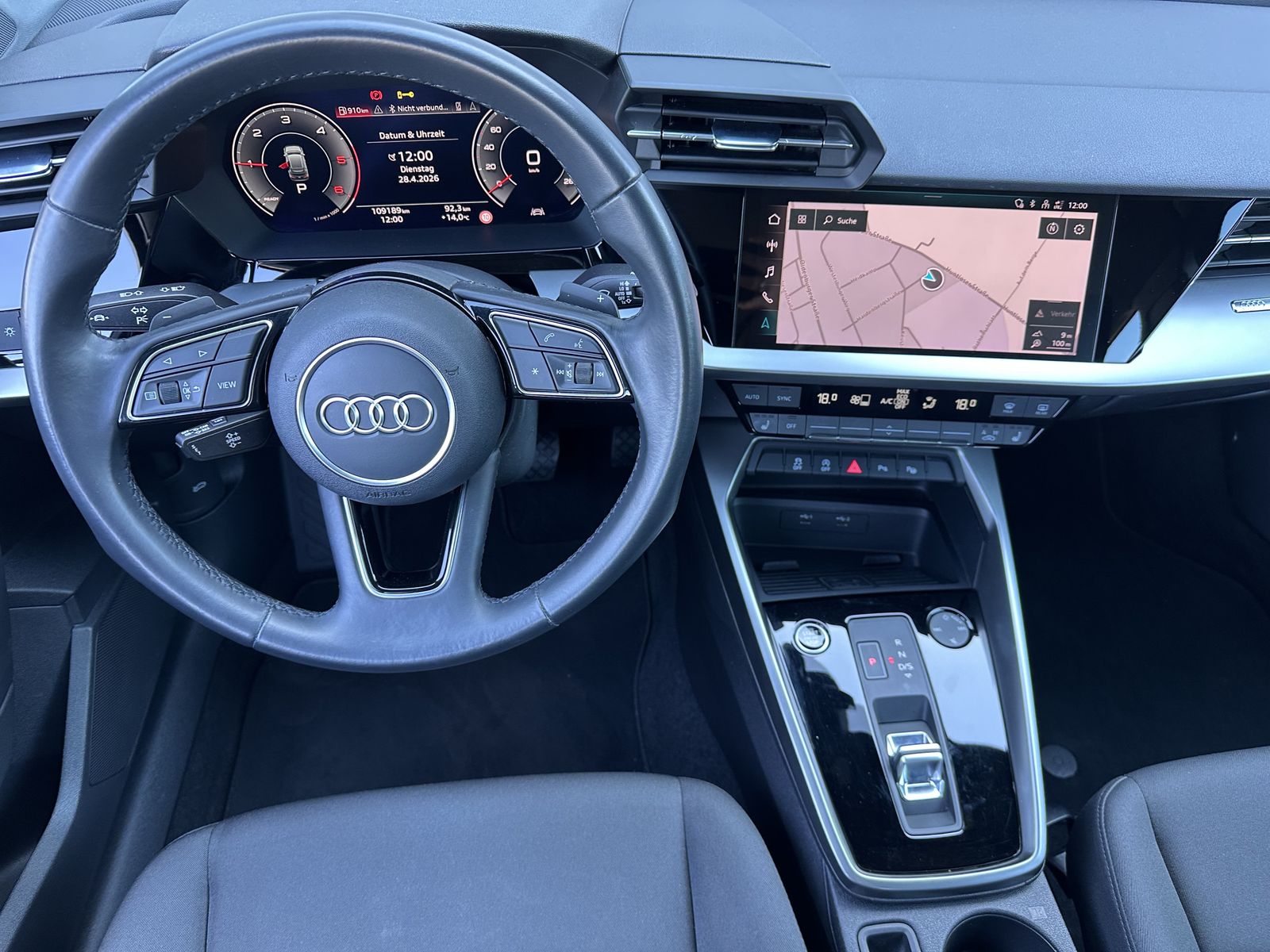 Fahrzeugabbildung Audi A3 SpB 35 TDI NAV+LED+KLIMAAUT+SHZ+VKZ+VCOCKPIT