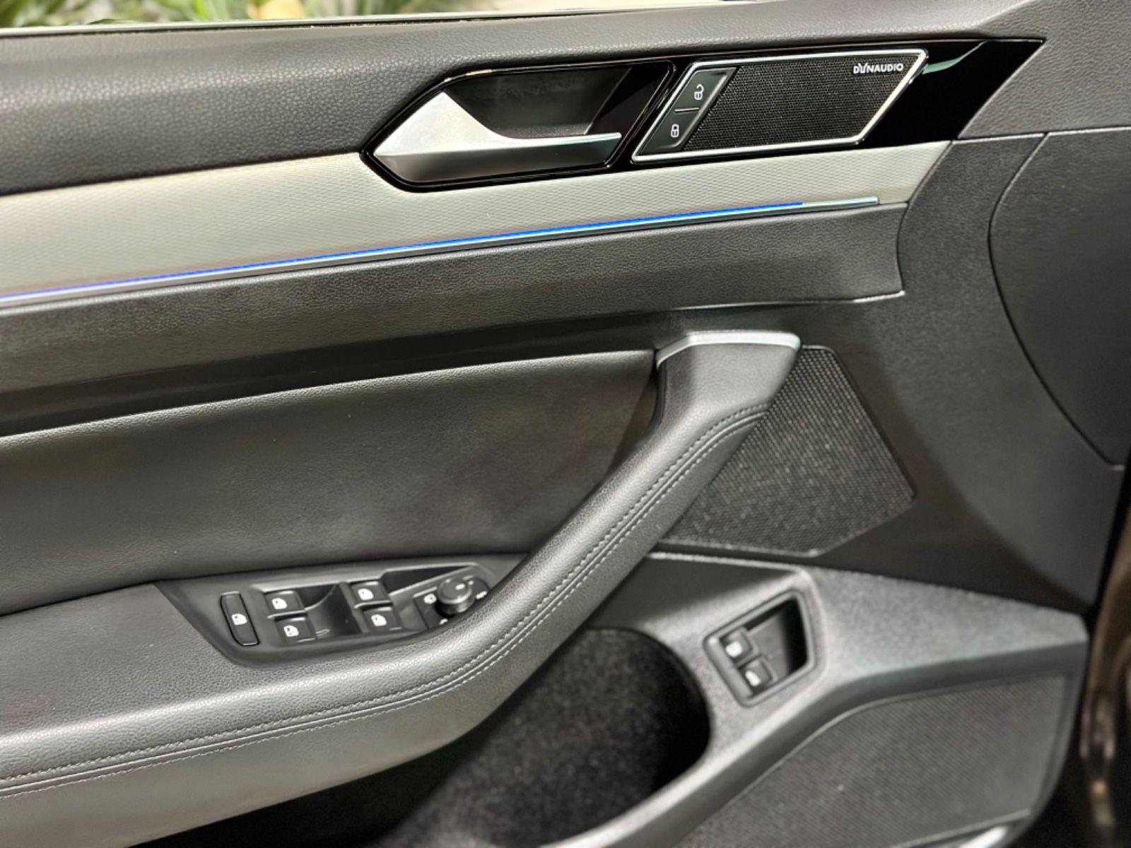Fahrzeugabbildung Volkswagen Passat Lim. GTE 1,4TSI *DSG*AHK*Standh*ACC*Sound
