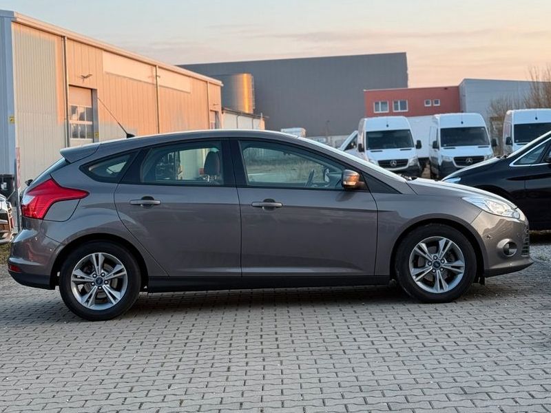 Ford Focus - Bild 5