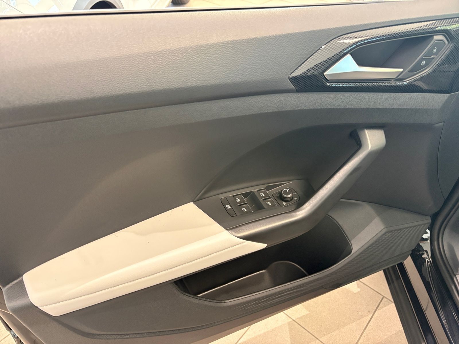 Volkswagen T-Cross - Bild 14