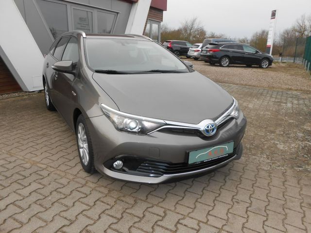 Toyota Auris 1.8 VVT-i Hybrid Automatik Touring Sports 