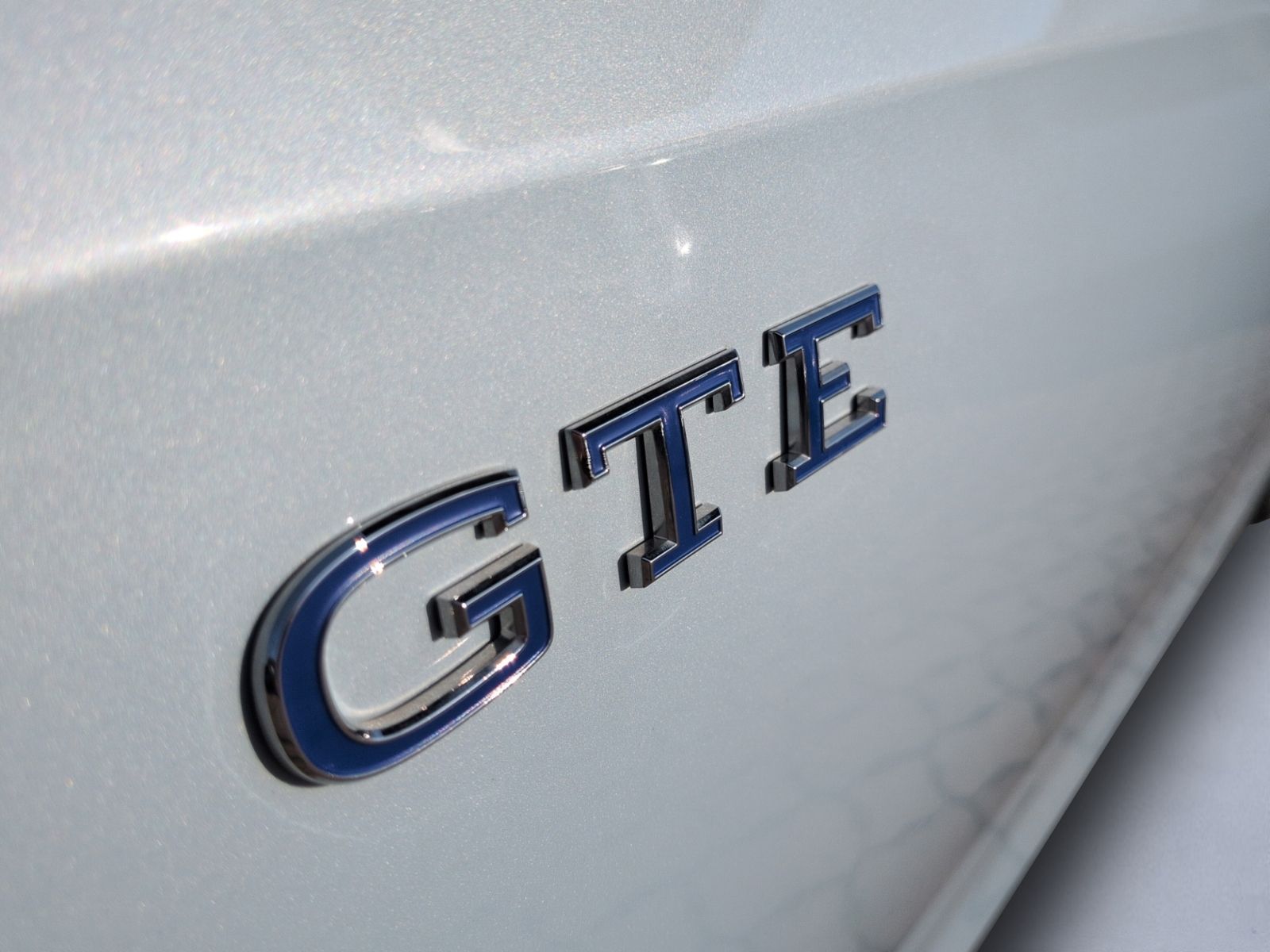 Golf GTE 1.5TSI Hybrid LED+NAVI+PANO+SHZ+