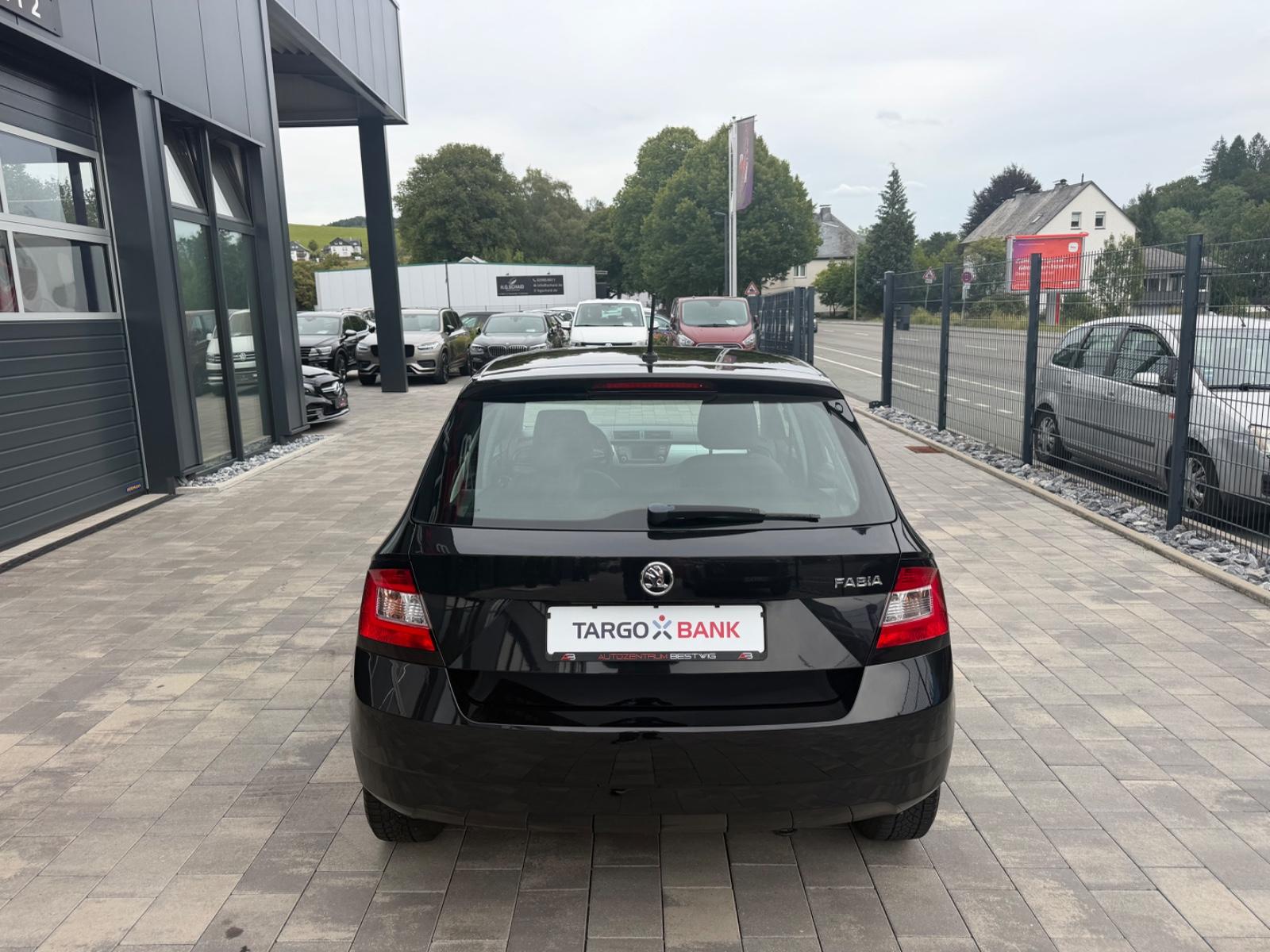 Skoda Fabia Ambition*8-FACH*KLIMA*E.FNST*BT*TOP