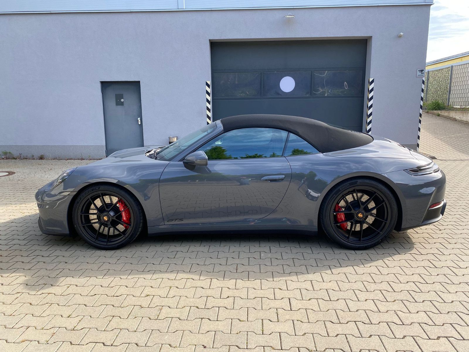 Porsche 992 GTS4 Cabriolet Lifting/Sitzklima/BOSE imagem 3