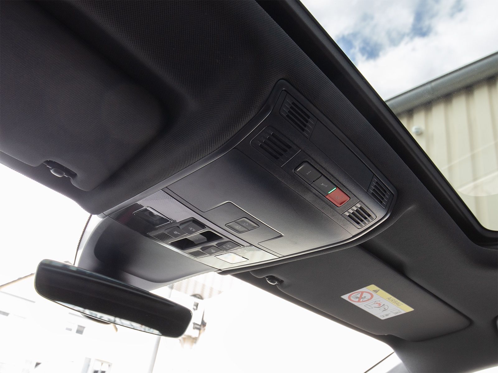 Volkswagen Tiguan Allspace R-Line 4M 7-Sitzer 360°MEGAVOLL foto 24