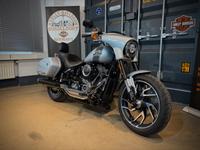 Harley-Davidson FLSB Sport Glide 107-Atlas Silver Metallic