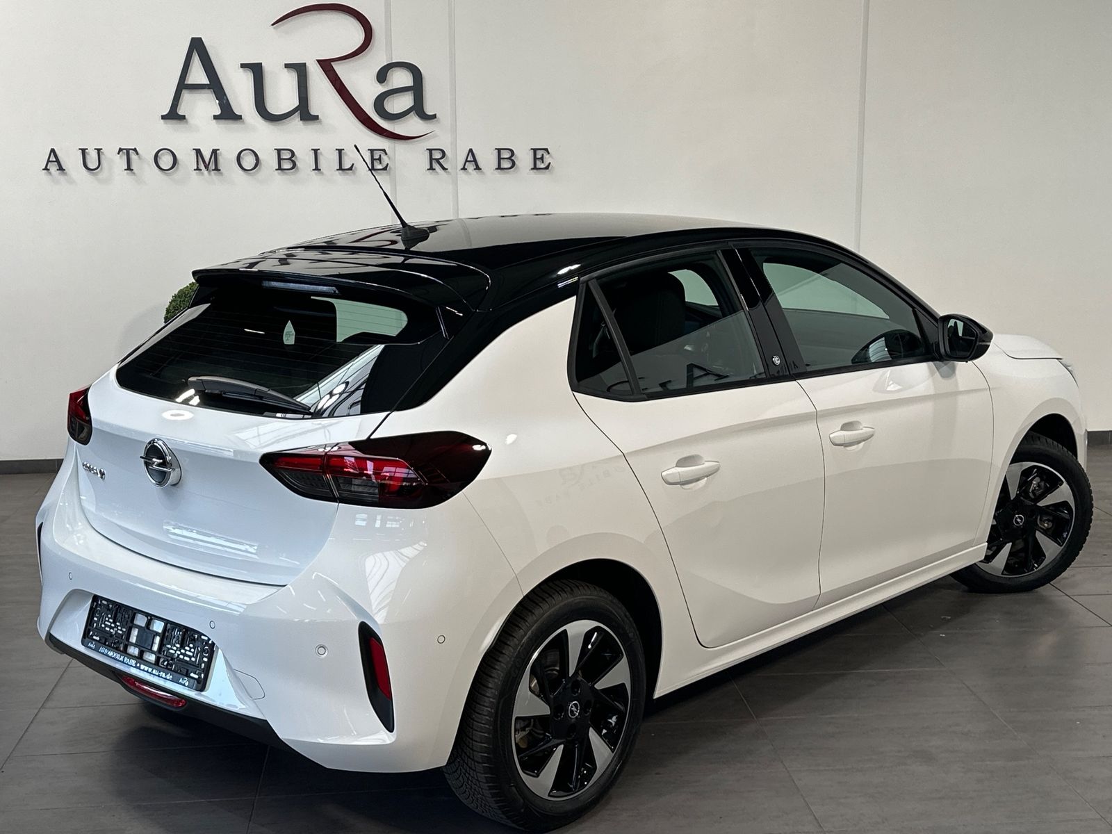 Fahrzeugabbildung Opel Corsa -e F GS NAV+LED+18ZOLL+SHZ+KEYLESS+CARPLAY