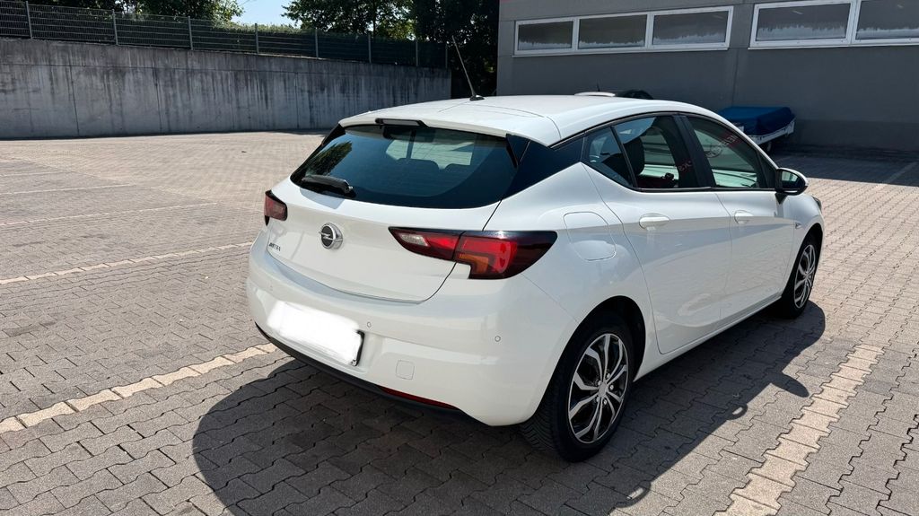 Image of Opel Astra