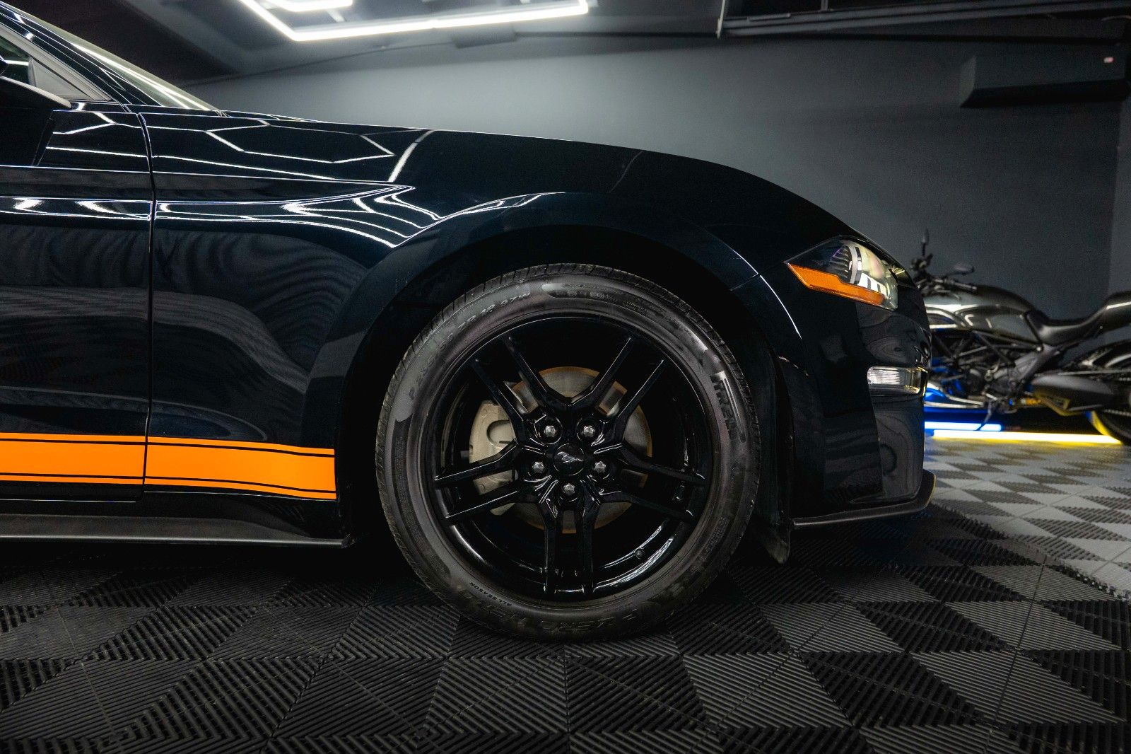 Fahrzeugabbildung Ford Mustang Shelby GT Coupe Performance 6-Gang *LED*