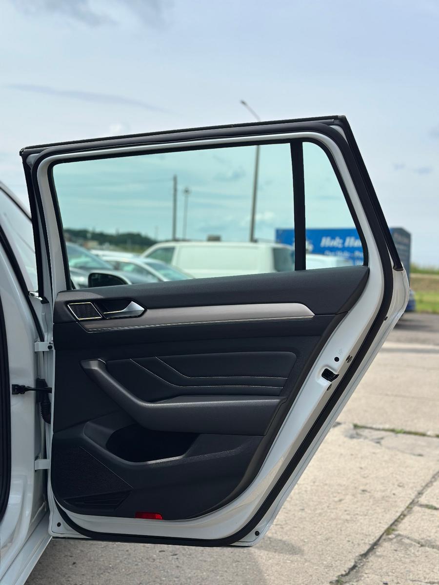 Volkswagen Passat Elegance Oryx-Weiß /ACC, миниатюра 30