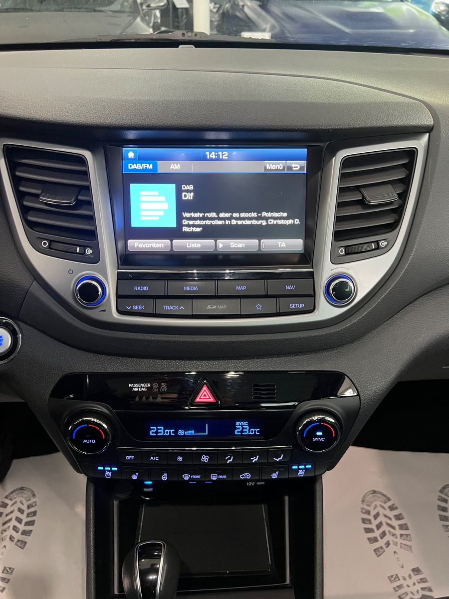 Fahrzeugabbildung Hyundai Tucson Premium 4WD *SITZBELÜFTUNG*4xSITZHEIZUNG*