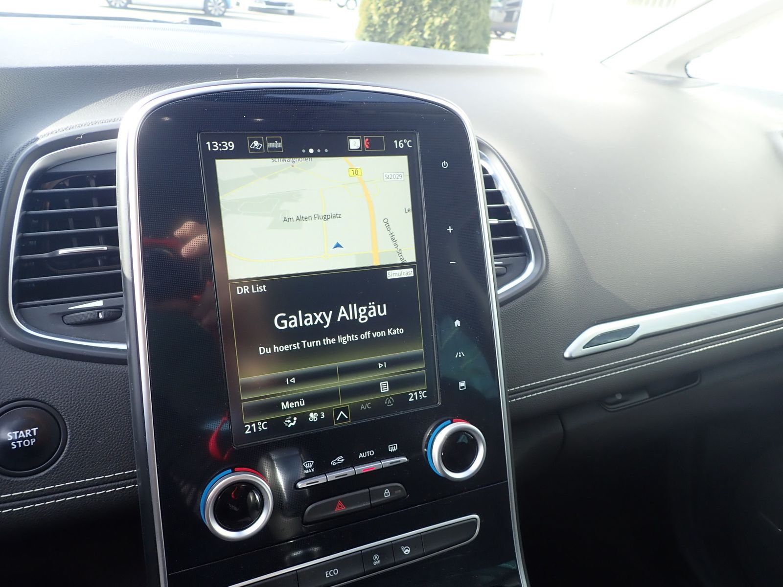 Fahrzeugabbildung Renault Scenic IV BOSE Edition dCi 160