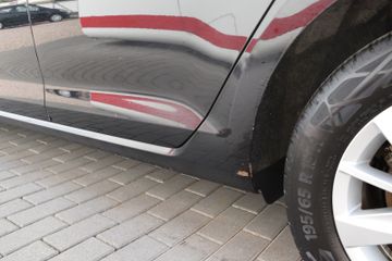 Volkswagen Golf - 9