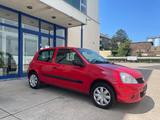Renault Clio II Campus Je t'aime*Klima*Gepflegt* - Renault Clio aus 2011: Campus
