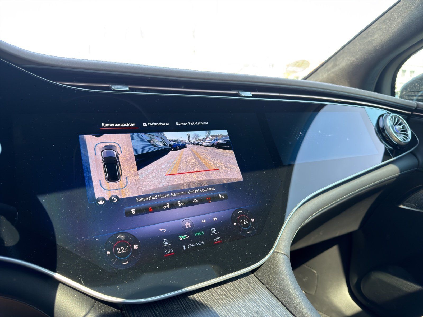 Fahrzeugabbildung Mercedes-Benz EQE500 SUV AMG Prem+ AIRMATIC Masage AHK 22kw TV