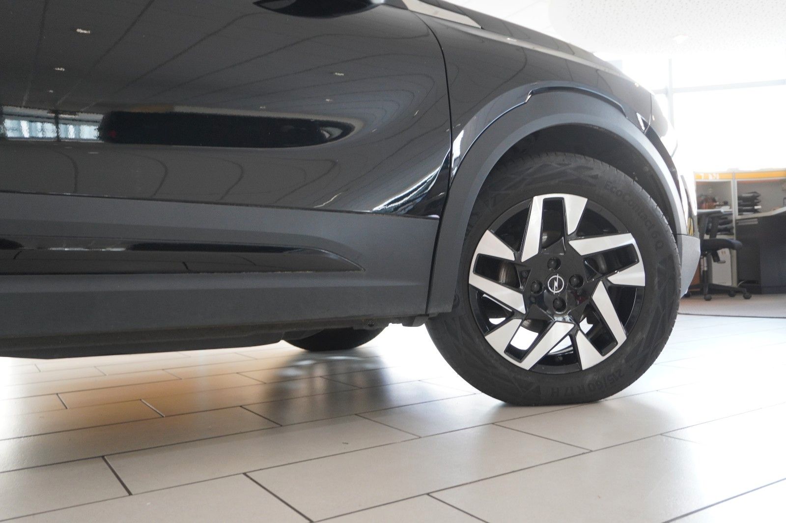 Fahrzeugabbildung Opel Mokka B 1.5D ELEGANCE NAVI/LED/KAMERA/SPORT/DAB+