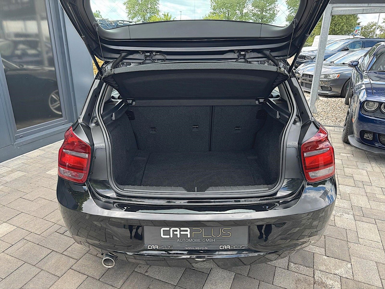 Fahrzeugabbildung BMW 116d Sport Lim. *M-Felgen*Klima*Sitzheizung*