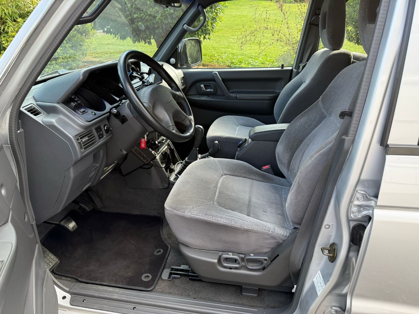 Fahrzeugabbildung Mitsubishi Pajero TD Classic 2500 /GEPFLEGT/ NUR 133 TKM
