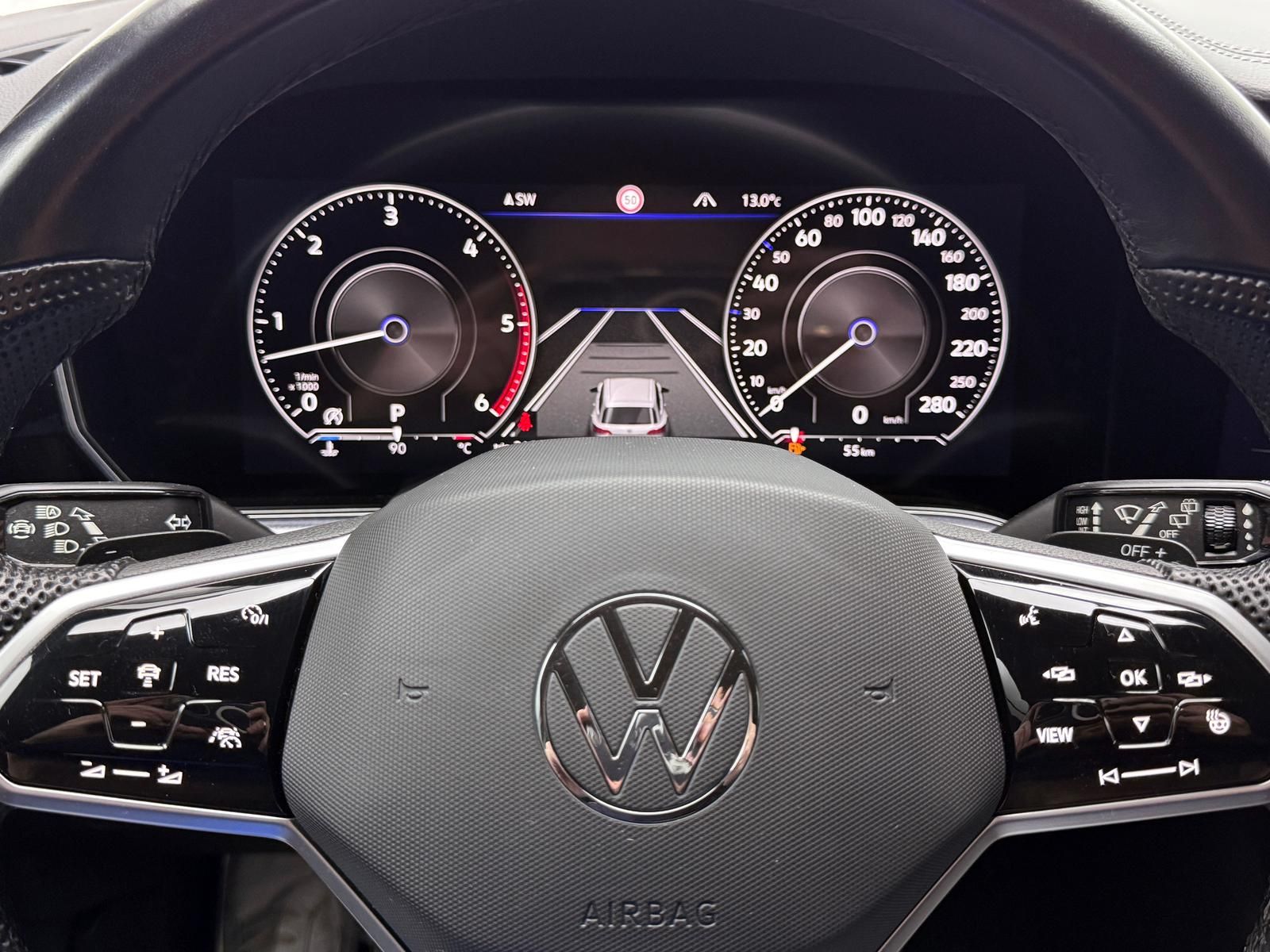 Fahrzeugabbildung Volkswagen 3.0 TDI*R-LINE*IQ*ALLRADLENK*DYNAUDIO*STANDHZ*AH