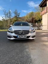 Mercedes-Benz E 350 CDI  BlueTEC T -Avantgarde - Mercedes-Benz E 350: Cdi