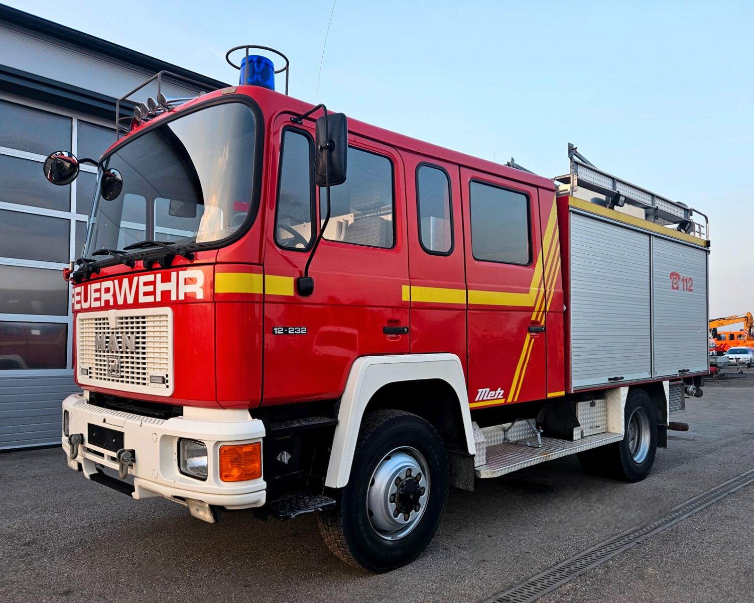 MAN 12.232 4x4 Feuerwehr TLF 16/25 Metz