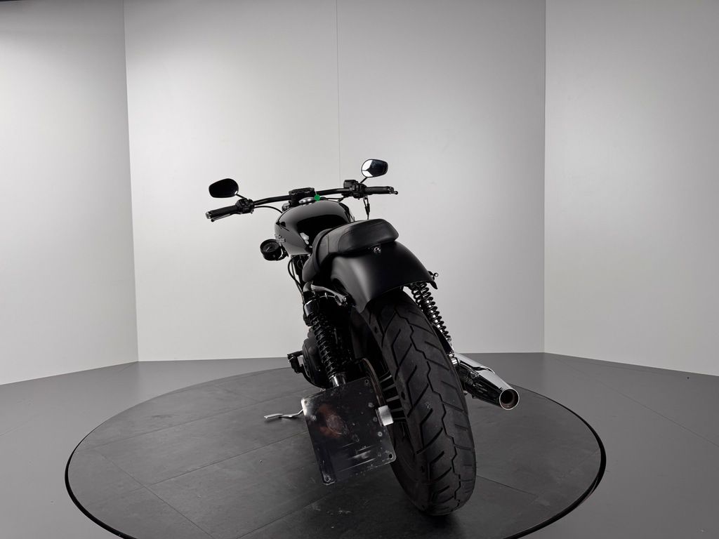 Fahrzeugabbildung Harley-Davidson XL 883 IRON *REIFEN  NEU *SEHR GEPFLEGT