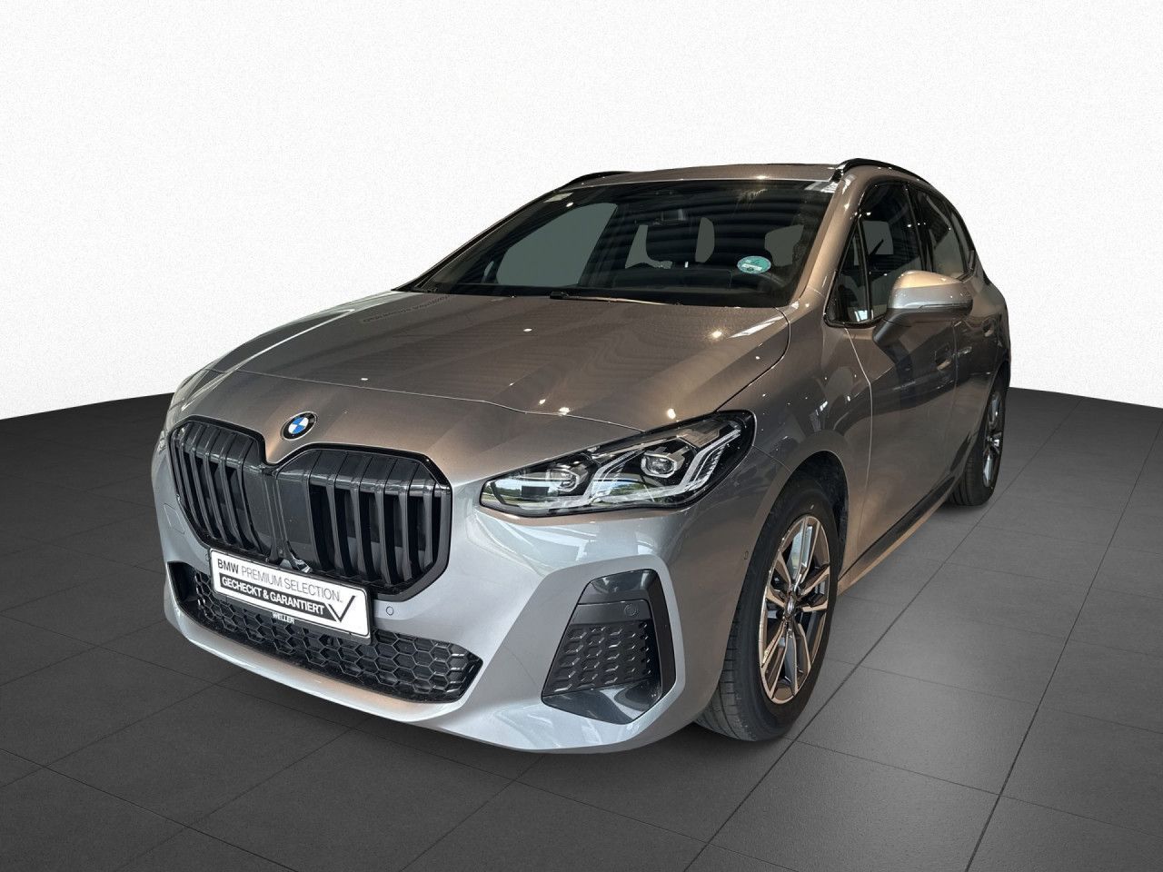 BMW 223 Active Tourer - Bild 3