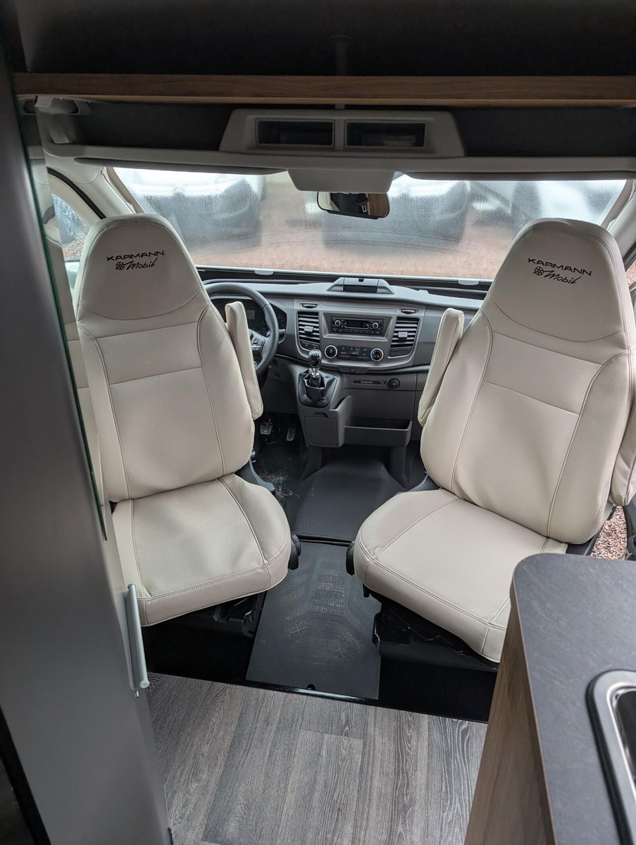 Fahrzeugabbildung Karmann Dexter 4x4 DE 570 AW Klima, RückfahrCAM, AHK