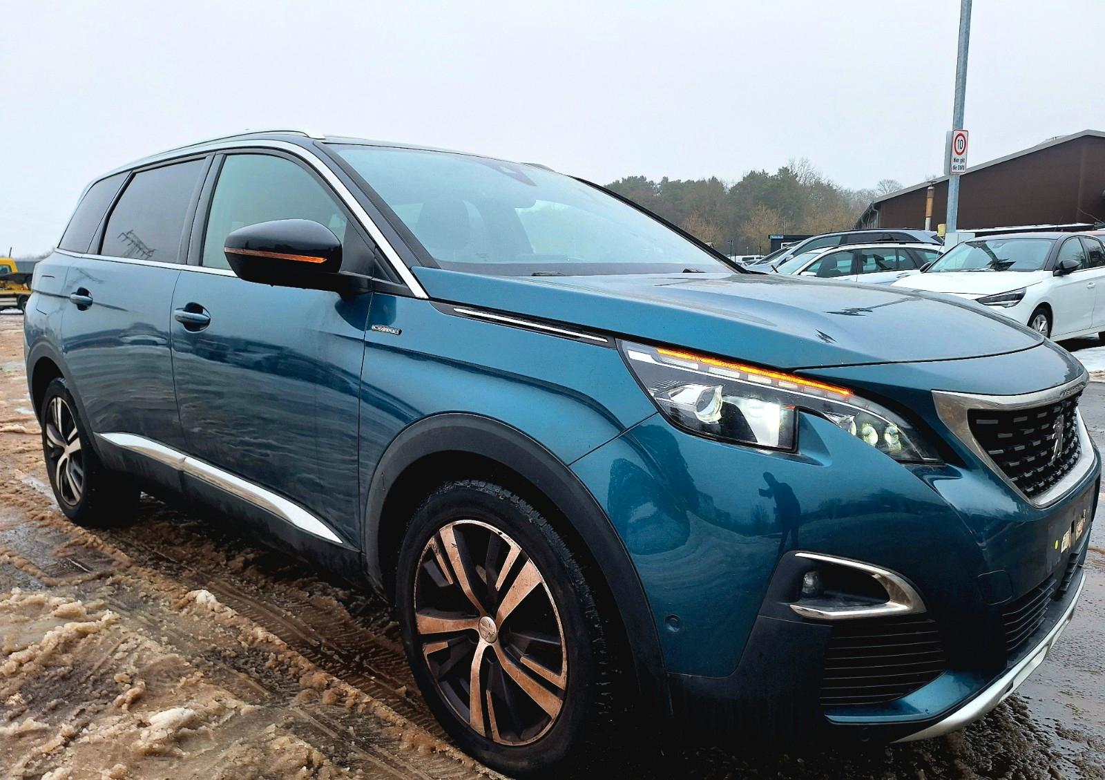 Peugeot 5008 GT-Line*Nav*Pano*LED*Leder*SHZ*Cam*7-Sitze